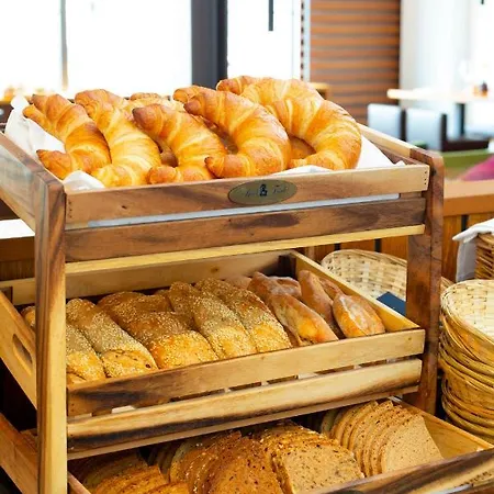 & Boarding House Schlosserwirt Hotel 3*