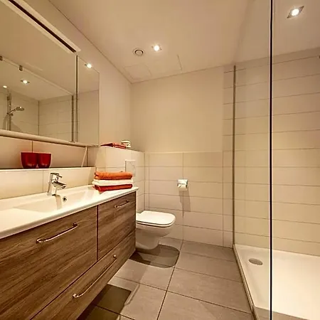 & Boarding House Schlosserwirt 3*
