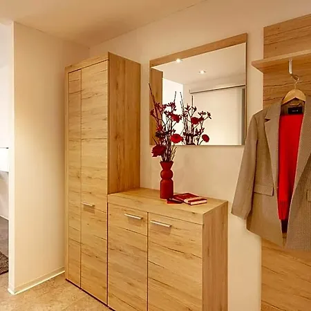 & Boarding House Schlosserwirt 3* Mering
