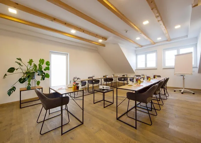 Hotel&boarding House Schlosserwirt 3*